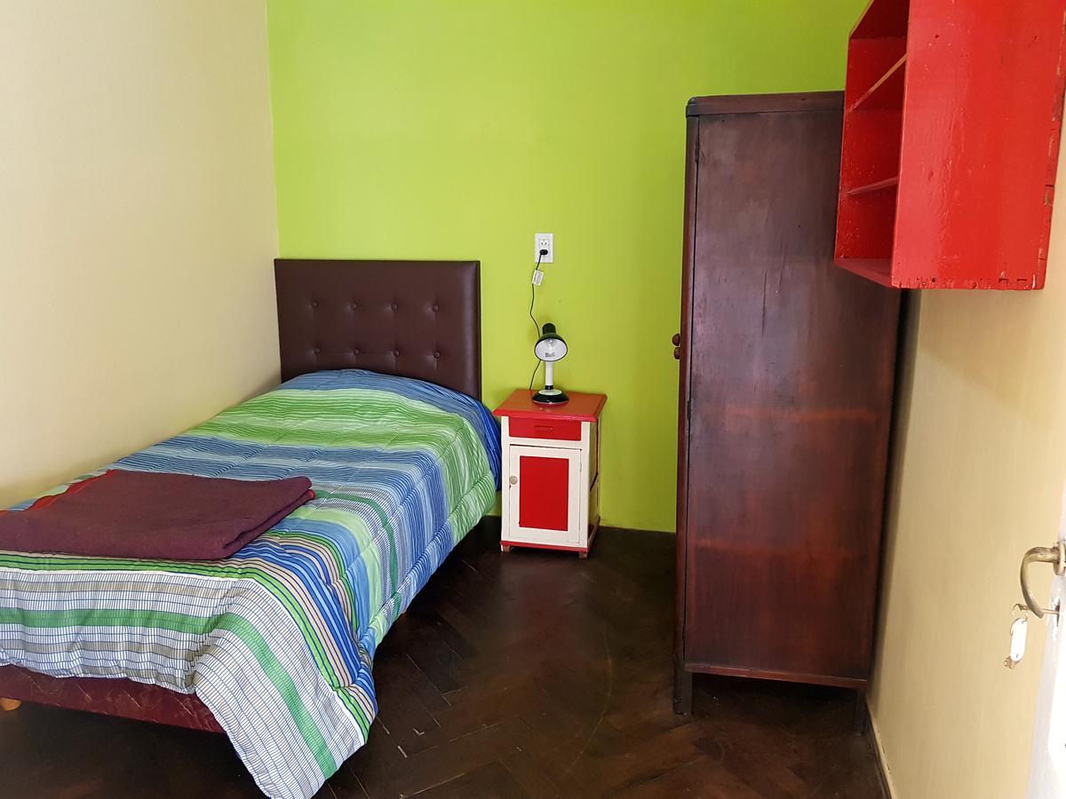 בואנוס איירס Hotel Varela מראה חיצוני תמונה