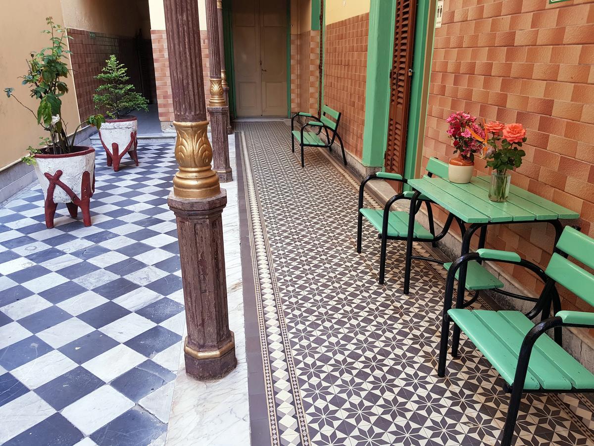 בואנוס איירס Hotel Varela מראה חיצוני תמונה